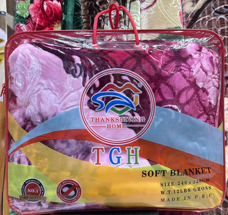 پتو دونفره دولایه دو رو مخمل کلودی برند tghوارداتی gallery4